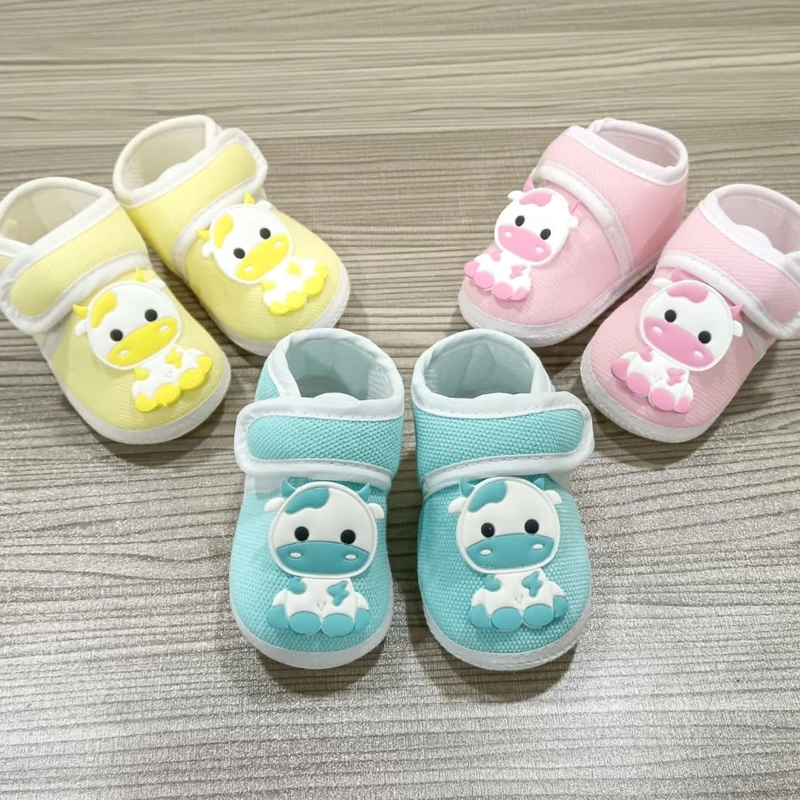 ০-১৮ মাস বাবুর জন্য Summer Shoes Random Color