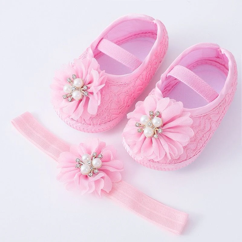 ০-১২ মাস মেয়ে বাবুর জন্য 3 Stone Flower Shoes With Hairband Pink