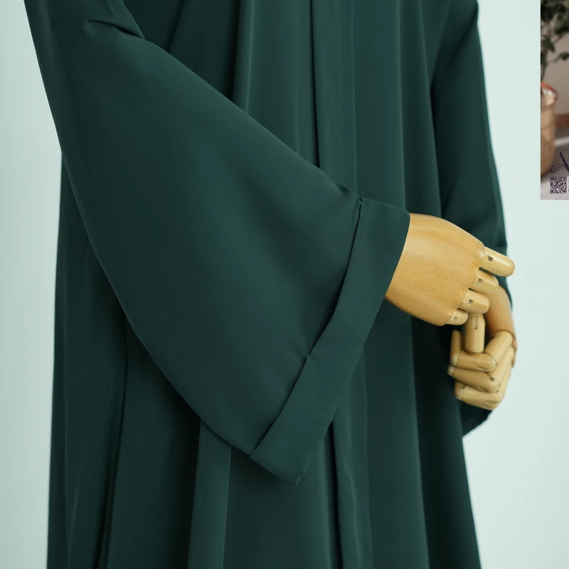 Bushra Abaya- Teel