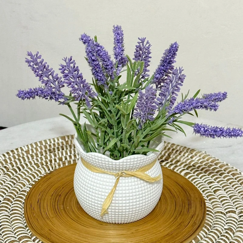 White small Vase with lavender