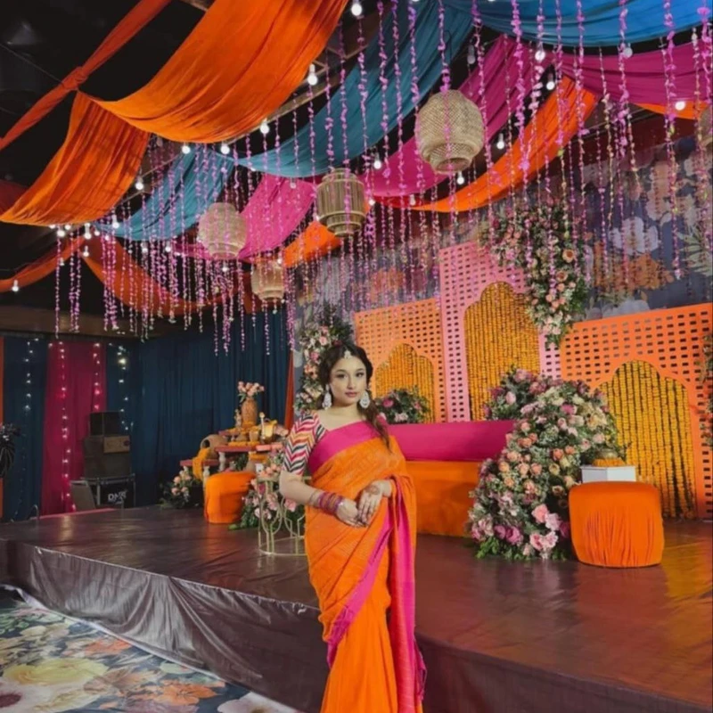 ধুপিয়ান সিল্ক শাড়ি(ব্লাউজসহ)