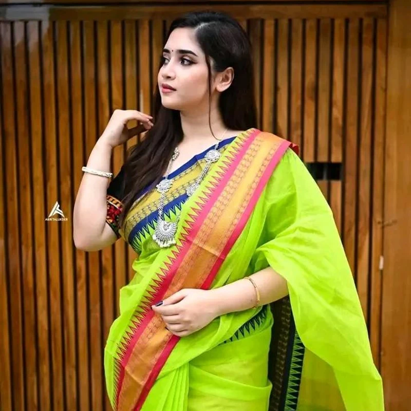 আড়ং কটন নকশী পাইর শাড়ি(ব্লাউজসহ)