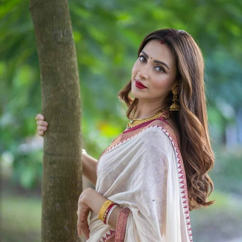 আড়ং কটন নকশী পাইর শাড়ি(ব্লাউজসহ)