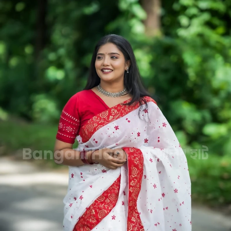 পূজা কালেকশন (ব্লাউজসহ)