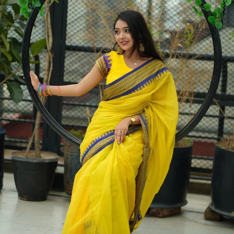 আড়ং কটন নকশী পাইর শাড়ি(ব্লাউজসহ) - Thumbnail 3