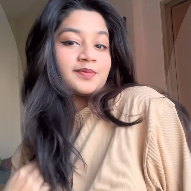 Women's Oversized Drop Shoulder T-Shirt in Biscuit