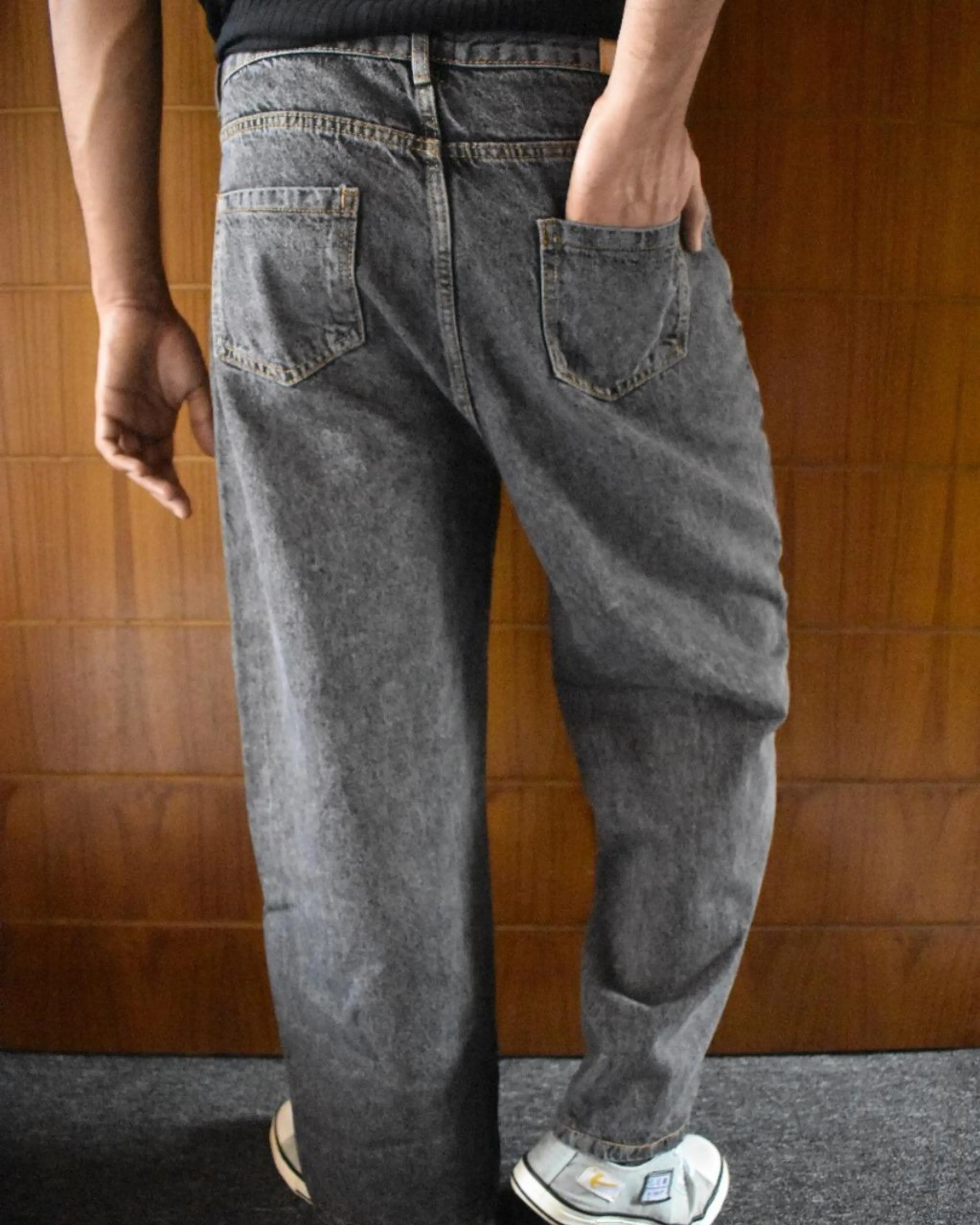 Acid Wash Baggy Jeans