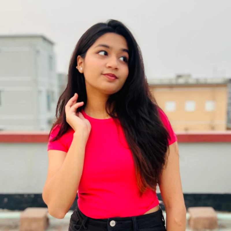 Basic Crop Tops in Red