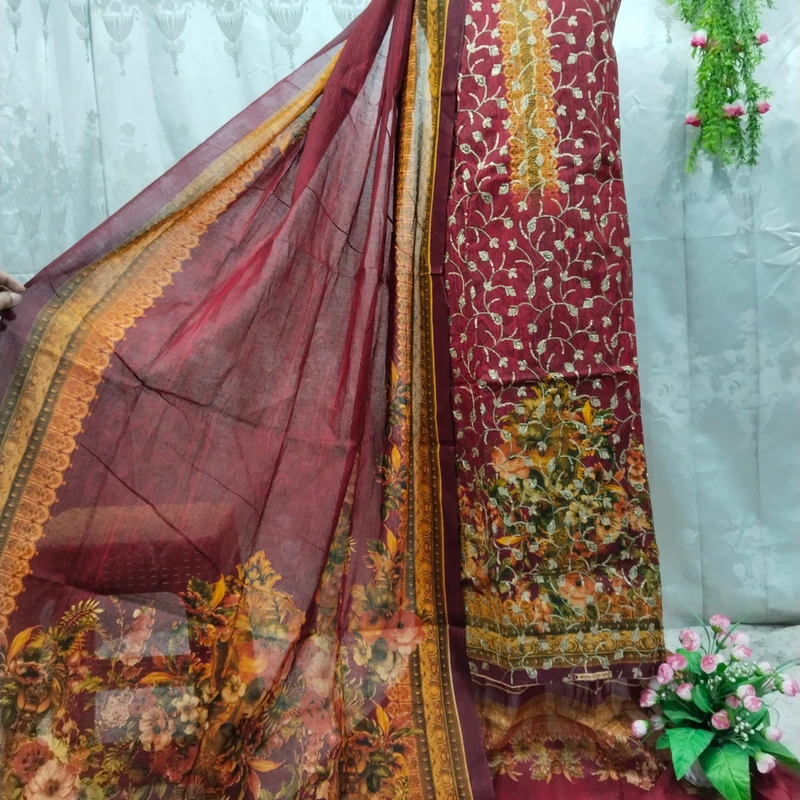 সুতি কাজ করা