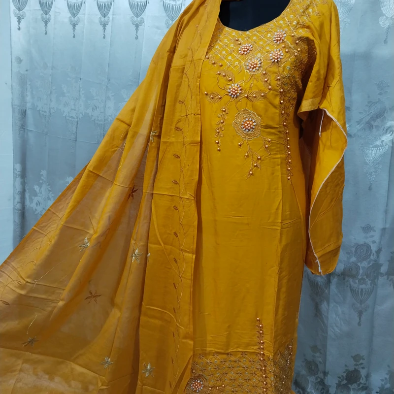 সুতি কাজ করা ০৩৪