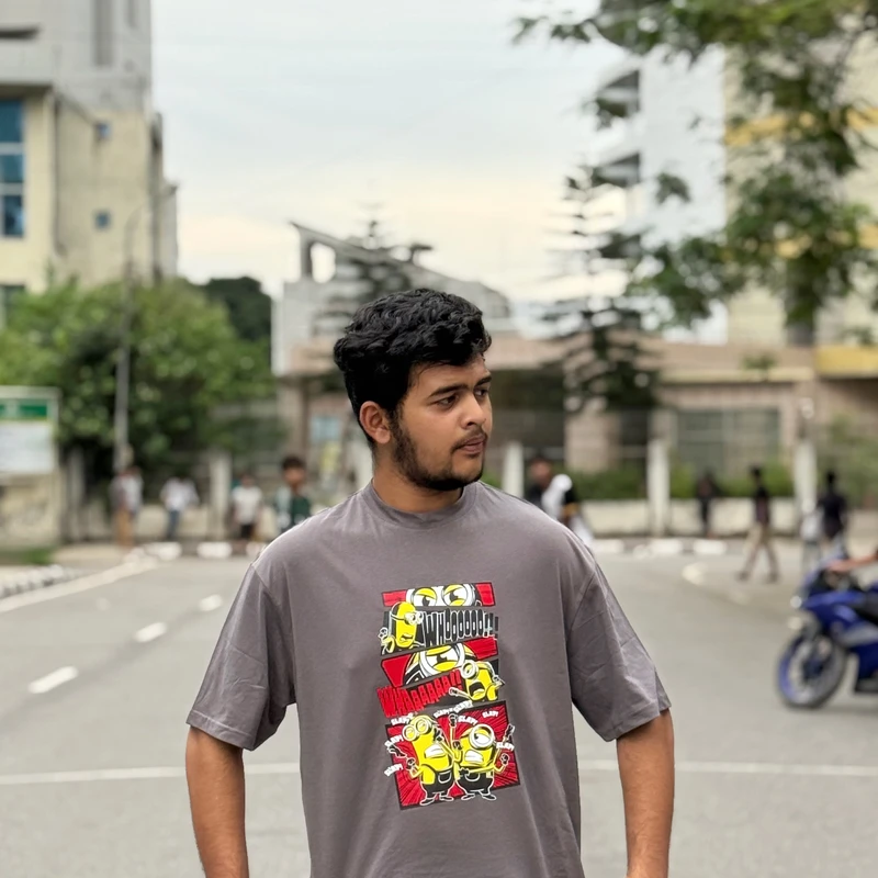 Minion Mayhem Drop Shoulder - Image 4