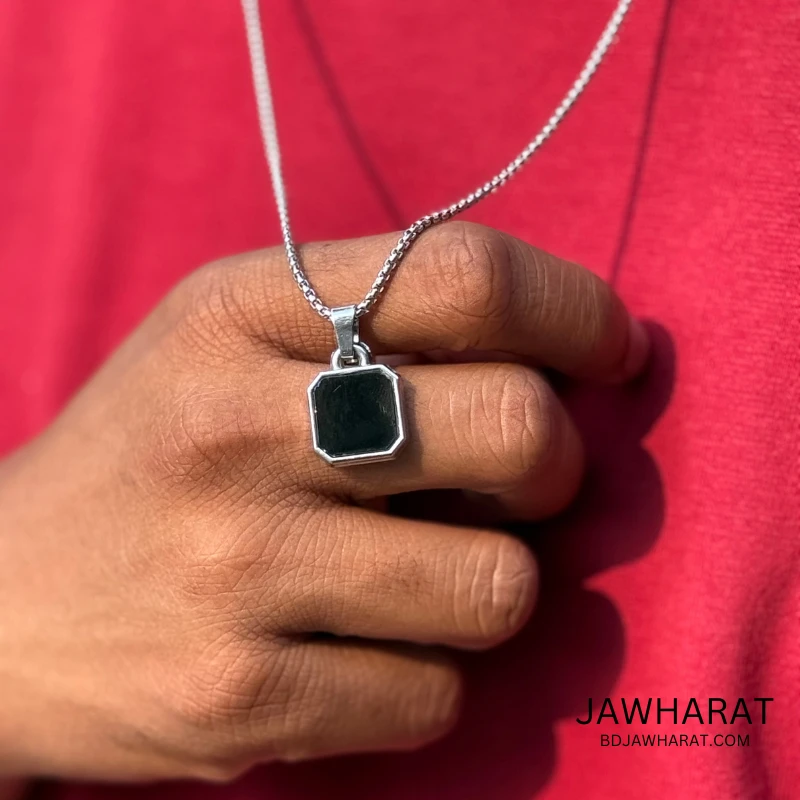 Black Onyx Pendant With Silver Chain - Image 3