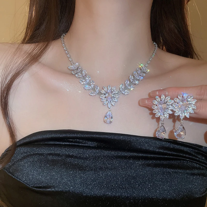 Zircon Luxury Necklace+Earrings