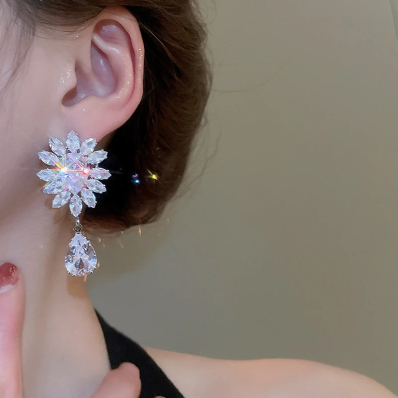 Zircon Luxury Necklace+Earrings - Image 4