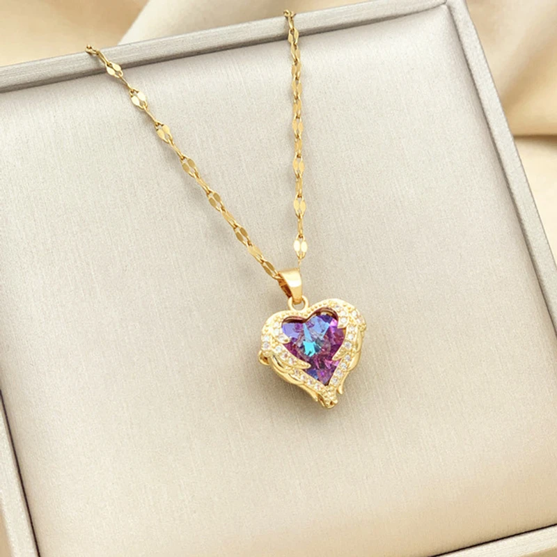 18kGold Plated Chain-Love Shape Neckless - Image 4