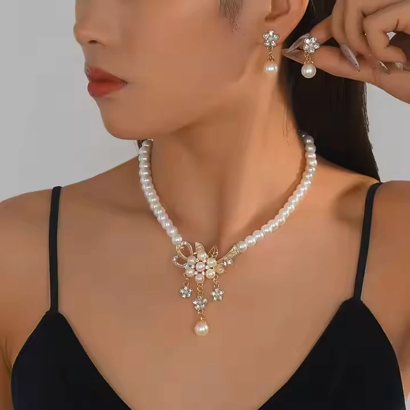 Pearl Flower Necklace+Earrings