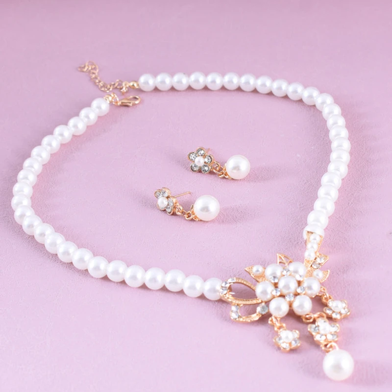 Pearl Flower Necklace+Earrings - Image 3
