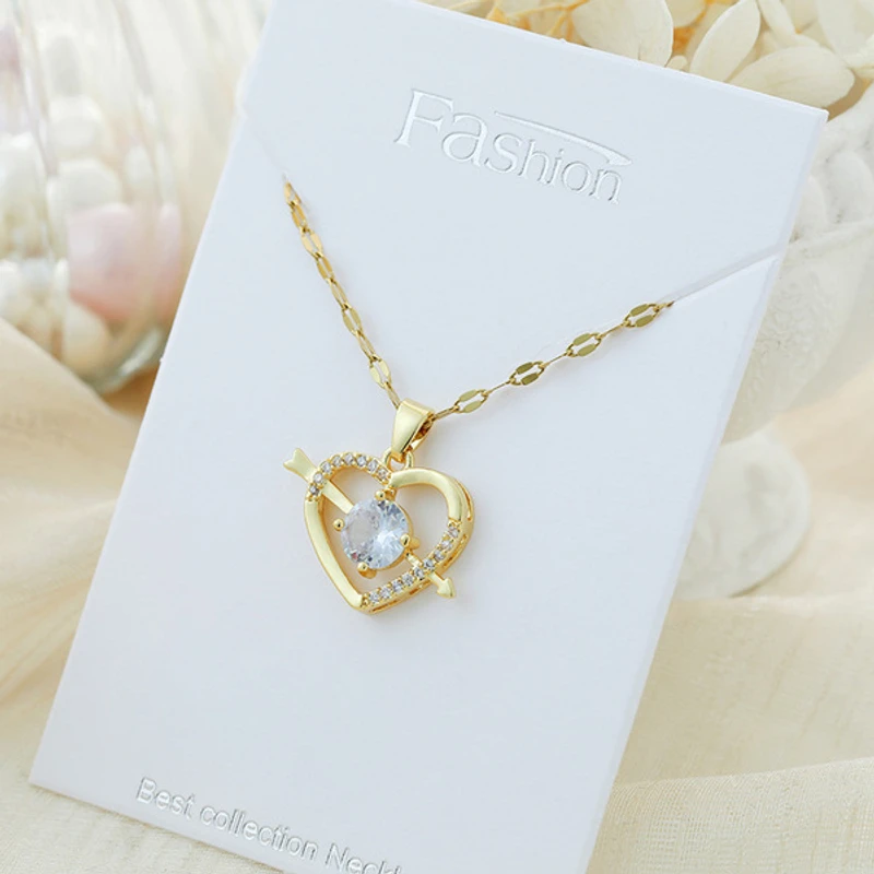 An arrow piercing the heart necklace