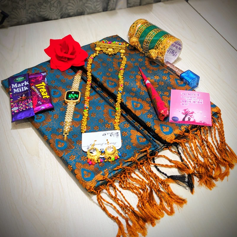 Saree gift combo set