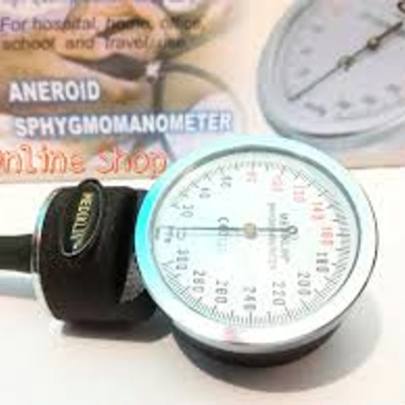 Mediklin Blood Pressure Monitor (Sphygmomanometer)- Aneroid BP Machine Set