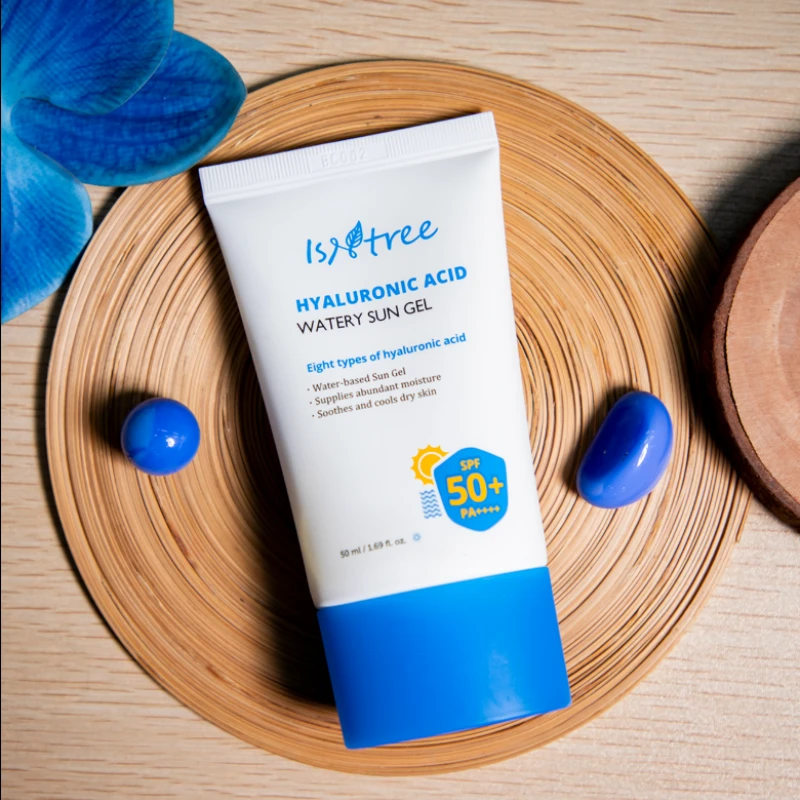 Isntree Hyaluronic Acid SPF50+ PA++++ Watery Sun Gel