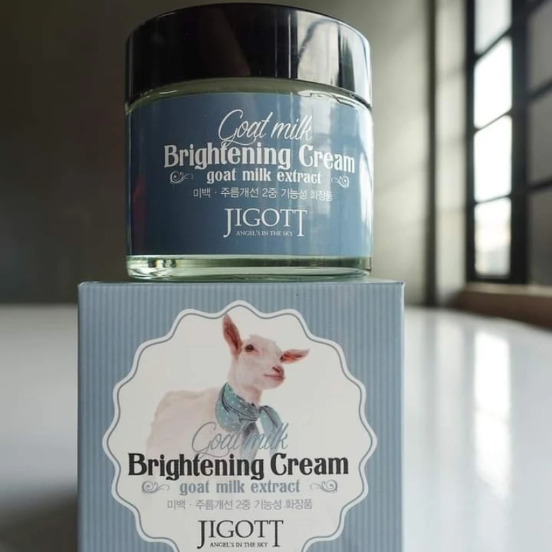 Jigott Goat Milk Brightening Cream - 70ml - Image 4