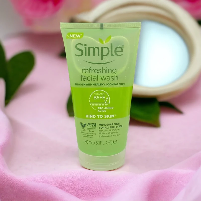 Simple Kind to Skin Refreshing Facial Gel Wash 150ml