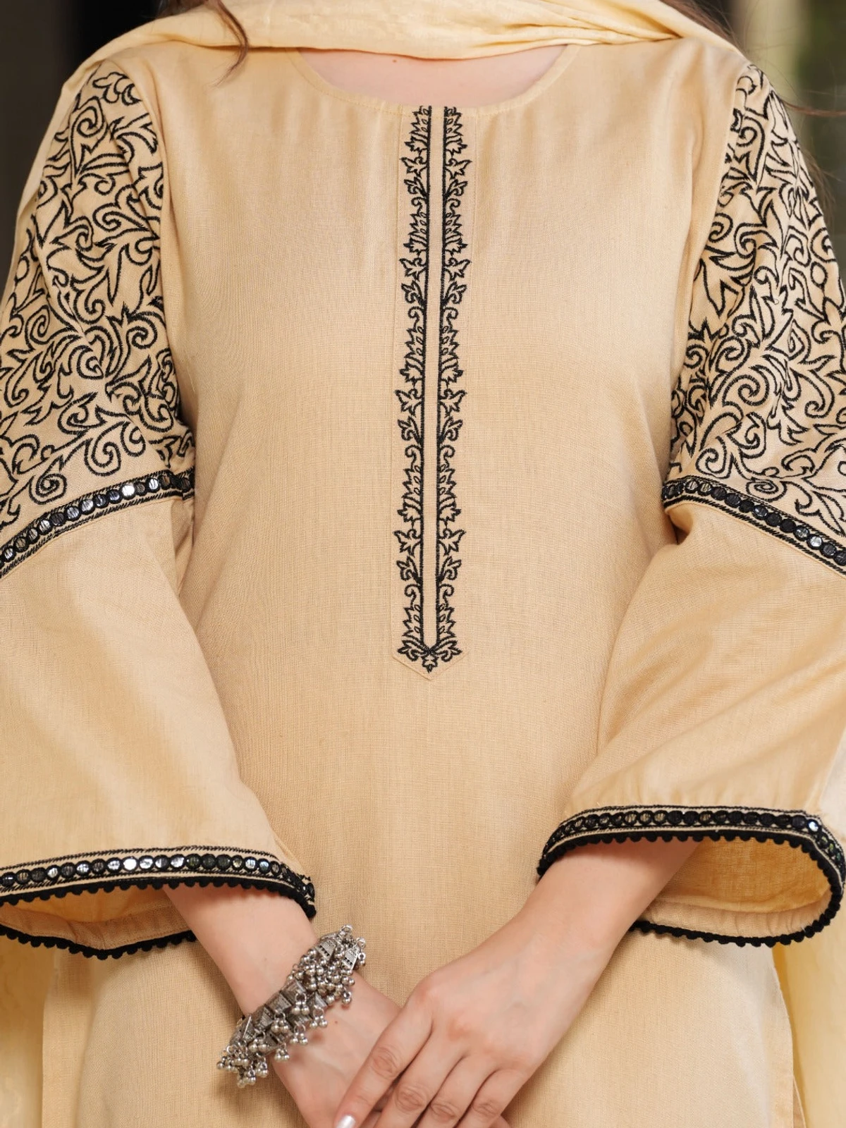 Beige Cotton Suit - Image 4