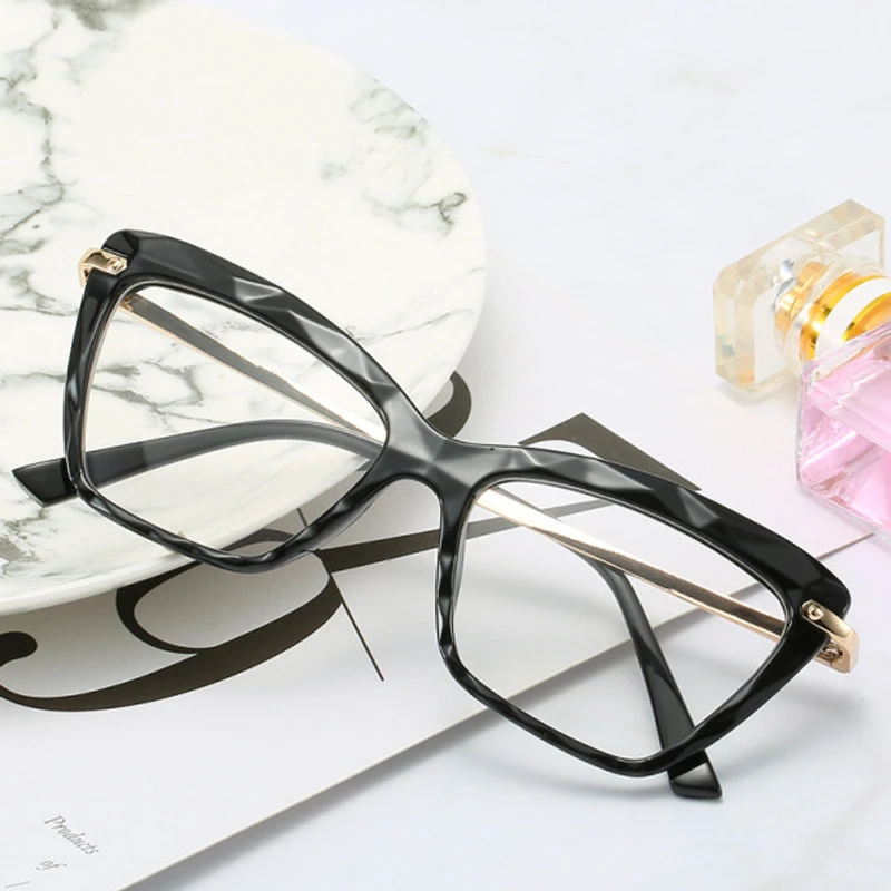 Crystal multi-cut glasses