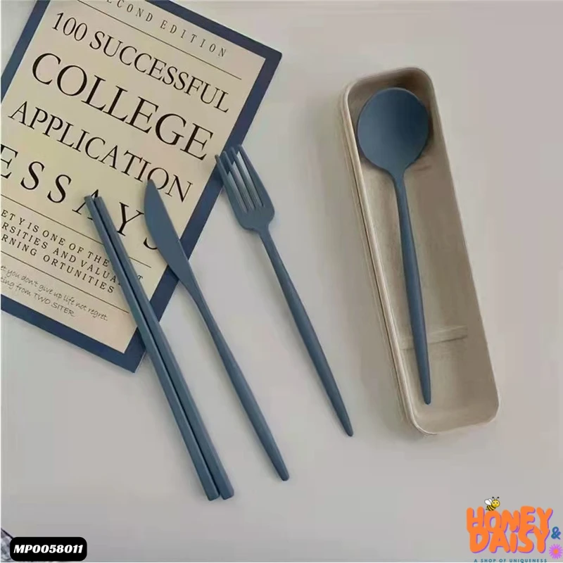 Portable cutlery set