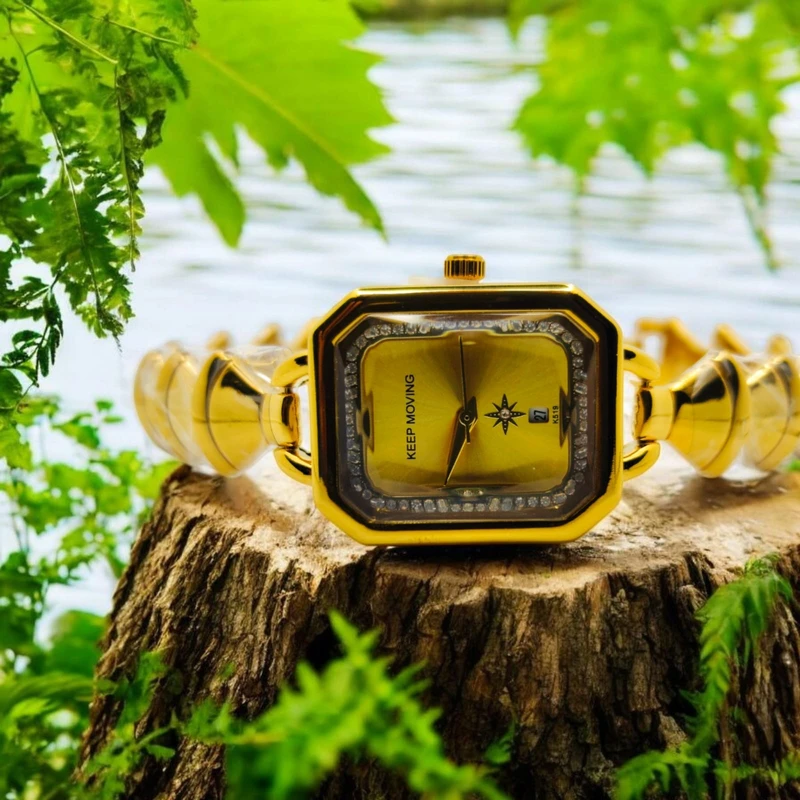 Keep Moving Royal Gold Women’s Watch - Thumbnail 3