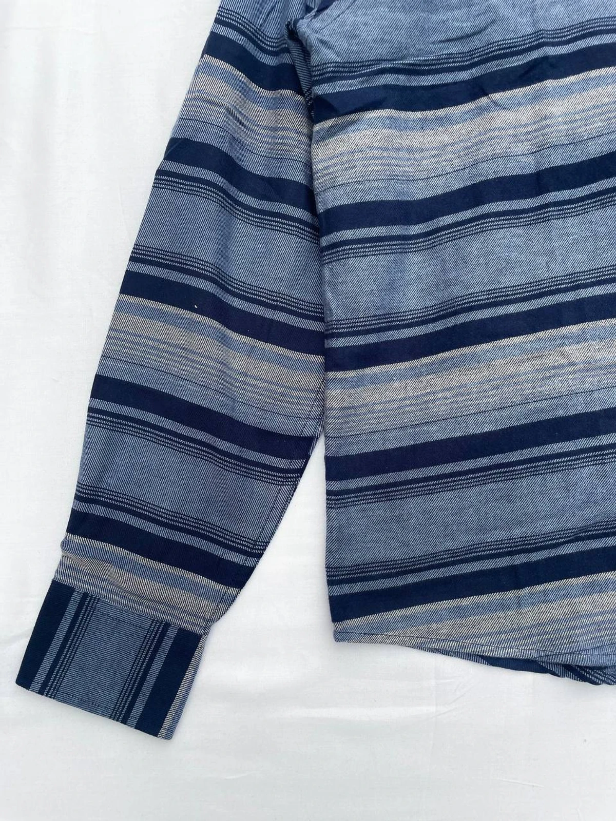 Old Money style size ratio long sleeve shirt