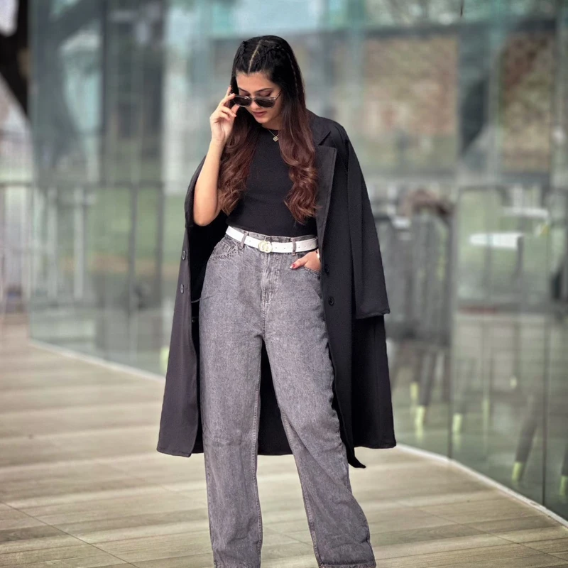 Acid wash baggy jeans