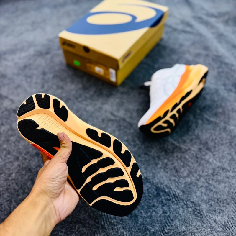 ASICS Gel Kayano 30 - Image 3