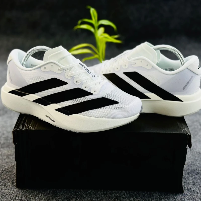 adidas Evo SL