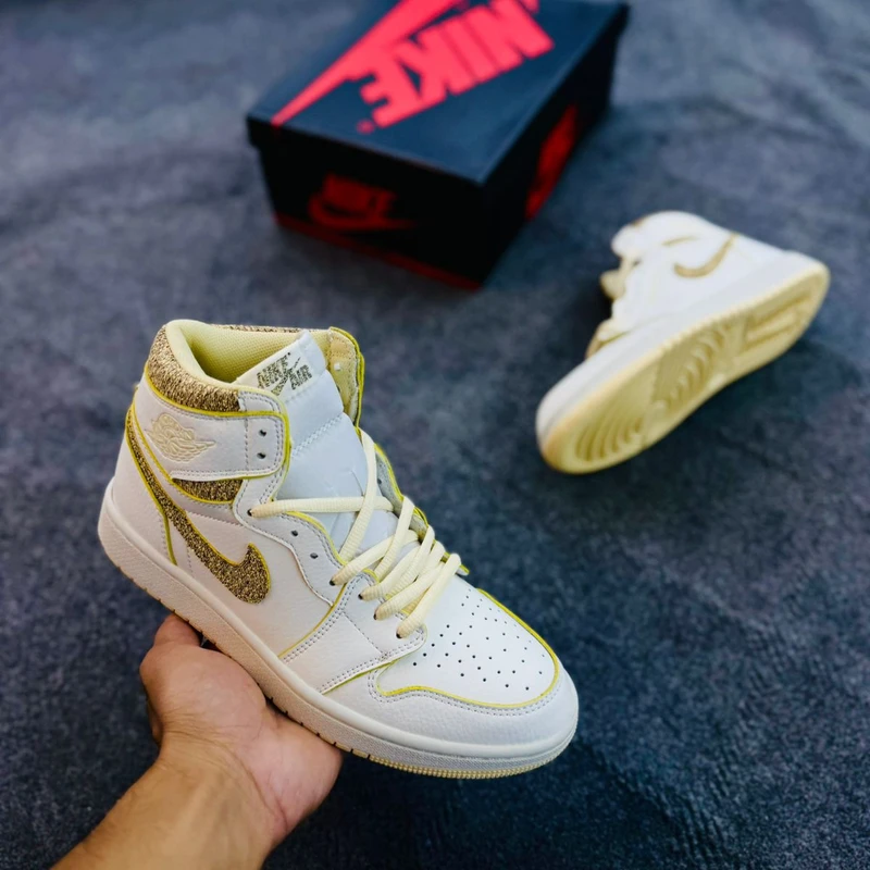 Jordan 1 Retro High OG