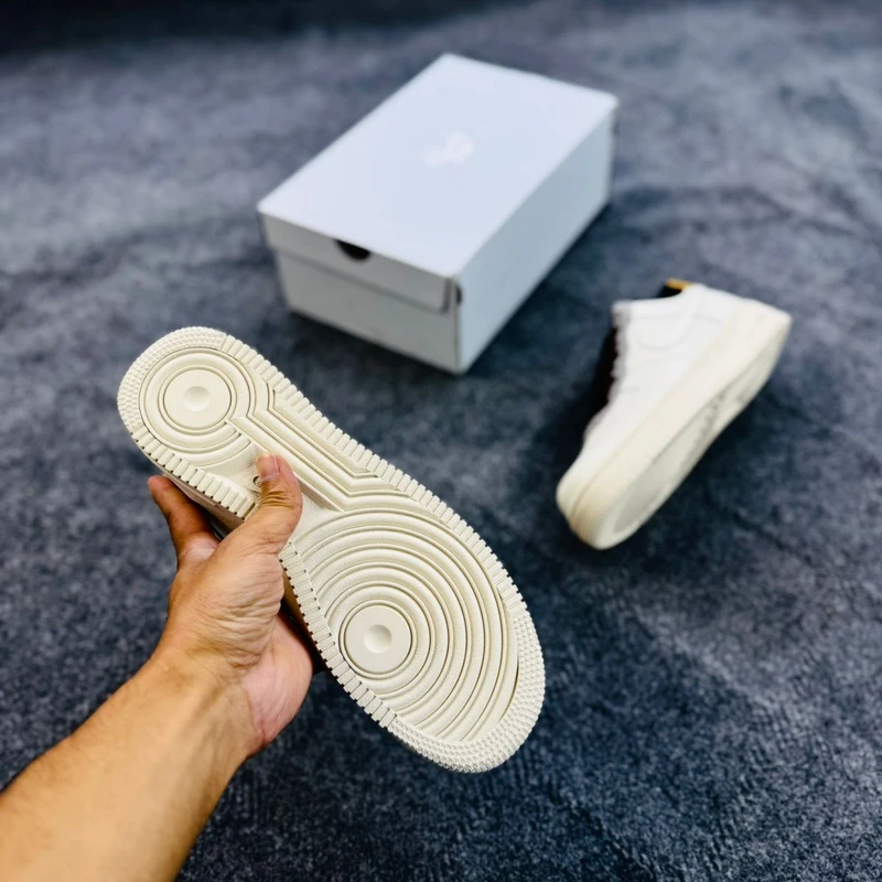 Nike Air Force 1 Low Fossil - Image 3