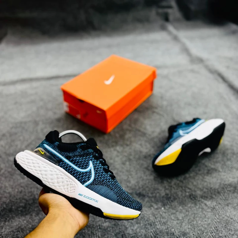 Nike ZoomX Invincible Run Flyknit 2