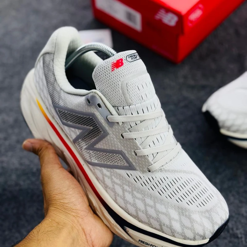 NEW BALANCE 1080 - Image 3