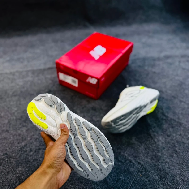 New Balance Fresh Foam X 1080v13/New Balance - Image 4