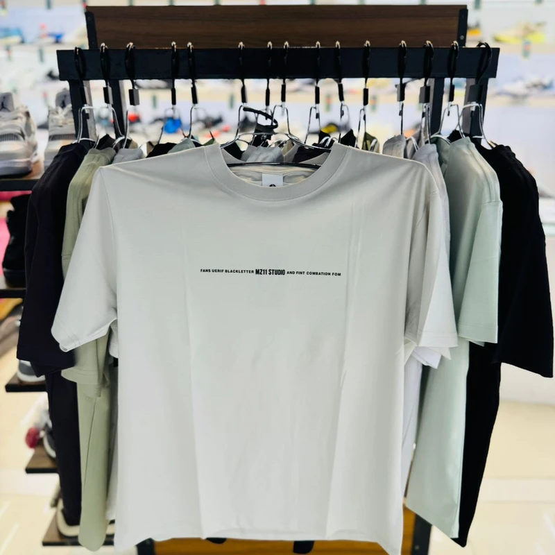 Premium T-shirt (Half)