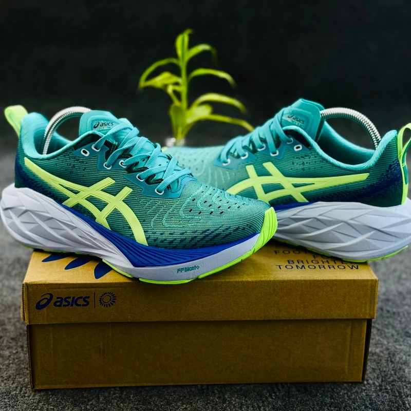 Asics NOVABLAST 4