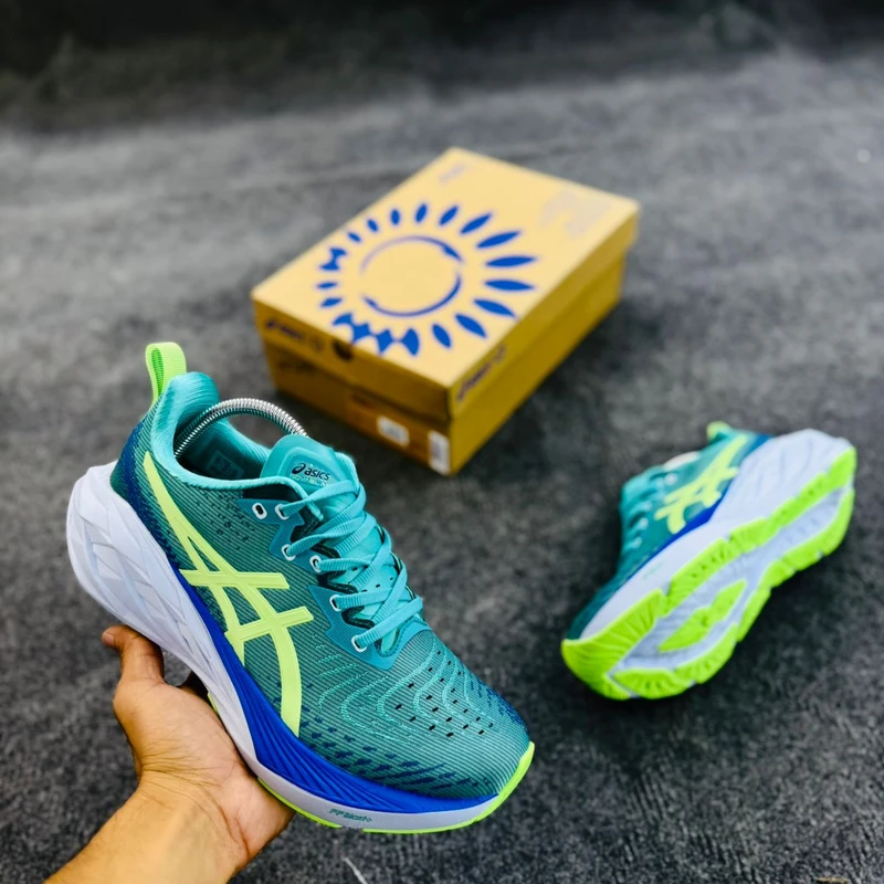 Asics NOVABLAST 4