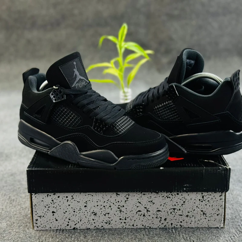 Jordan 4 Retro Black Cat