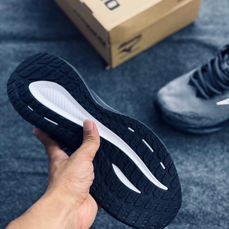 Mizuno Astro plus - Image 4