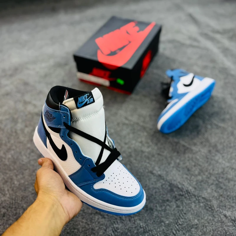 Jordan 1 Retro High OG University Blue