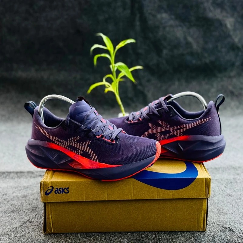 Asics NOVABLAST- 5