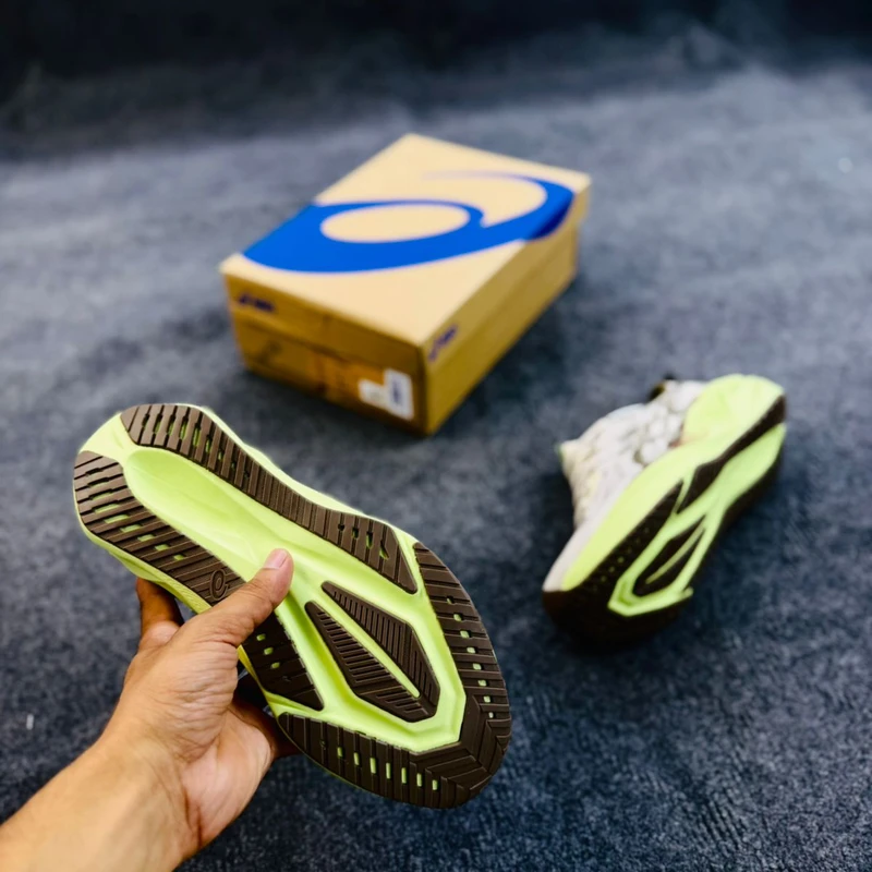 Asics NOVABLAST 5 - Image 4