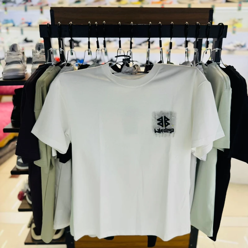 Premium T-shirt (Half)