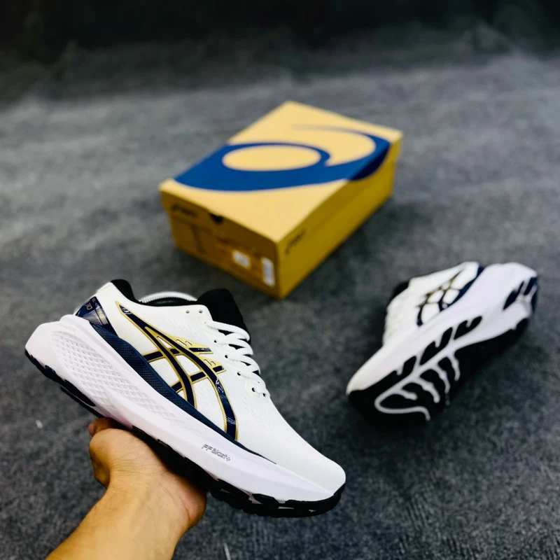 ASICS Gel Kayano 30 - Image 3